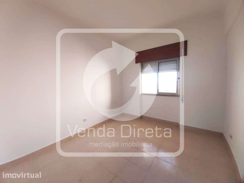 Apartamento T3 com 97 m² na Moita | Excelente Localização e Bons Ac... - Grande imagem: 4/21