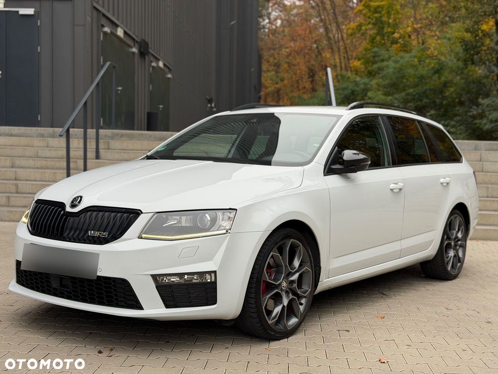 Skoda Octavia 2.0 TDI RS Challenge DSG - 6