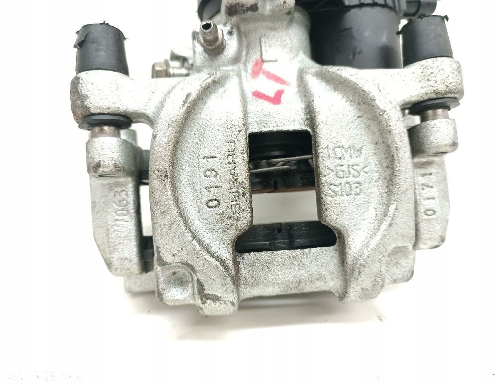 ZACISK HAMULCOWY LEWY TYŁ TYLNY SUBARU FORESTER V 19- - 6