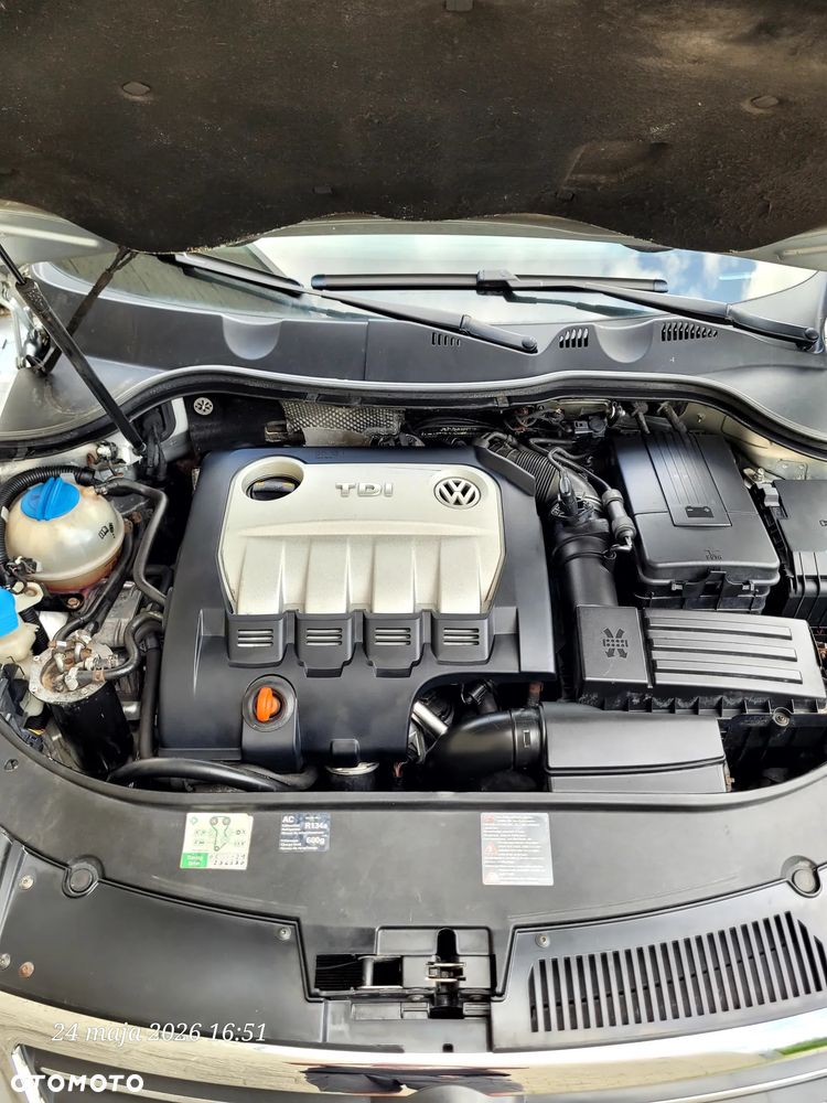 Volkswagen Passat 2.0 TDI DPF Highline DSG - 19
