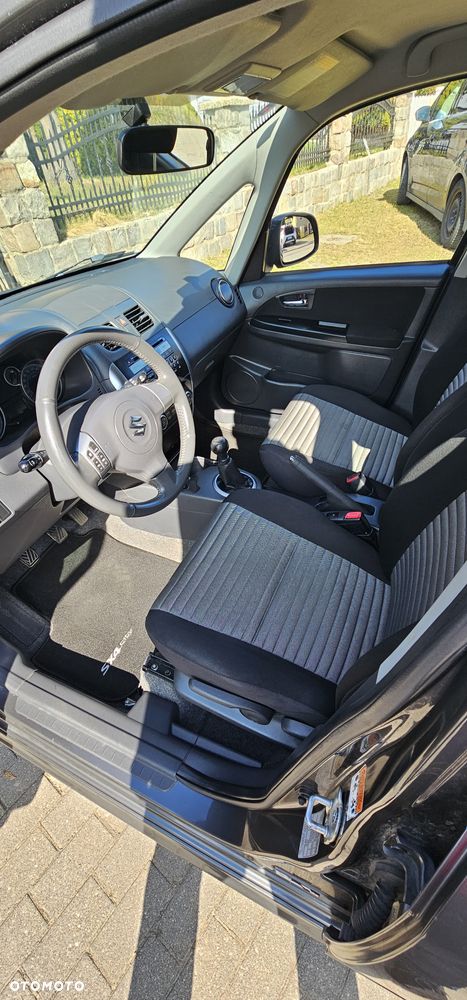 Suzuki SX4 1.6 Comfort - 9