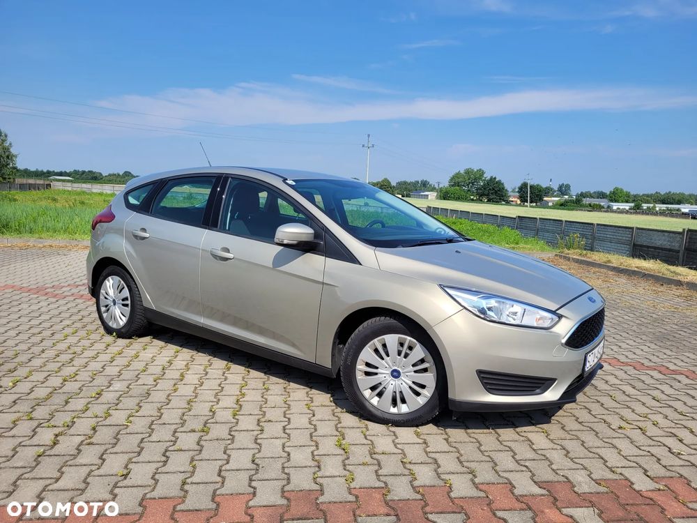 Ford Focus 1.0 EcoBoost Gold X (Trend) - 6