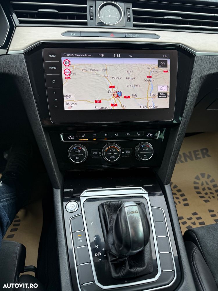 Volkswagen Passat Variant 2.0 TDI SCR DSG BlueMotion Highline - 18