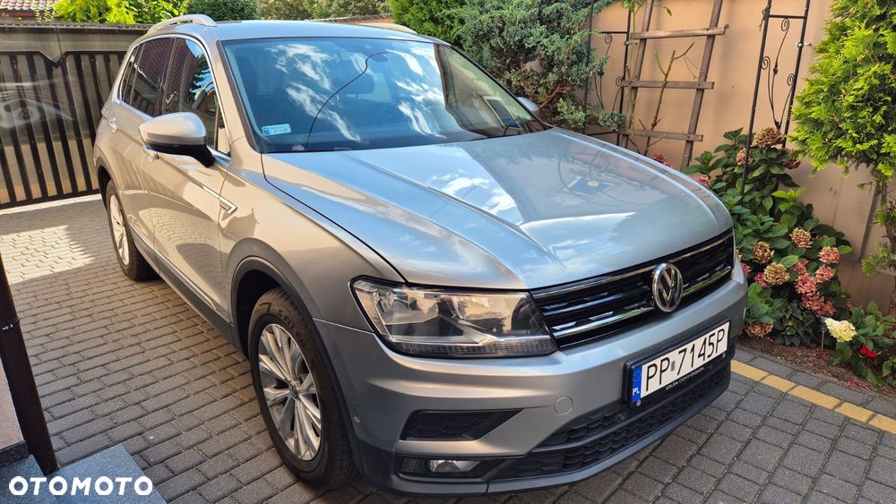 Volkswagen Tiguan - 1