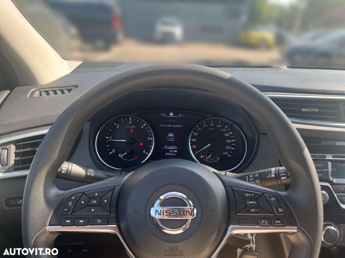 Nissan Qashqai 1.5 DCI VISIA - 7