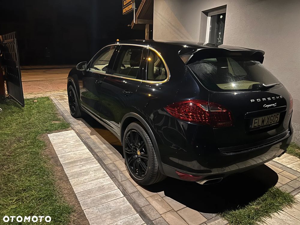 Porsche Cayenne S - 6