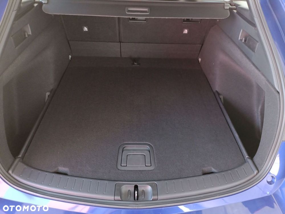 Toyota Corolla 1.8 Hybrid Comfort - 18