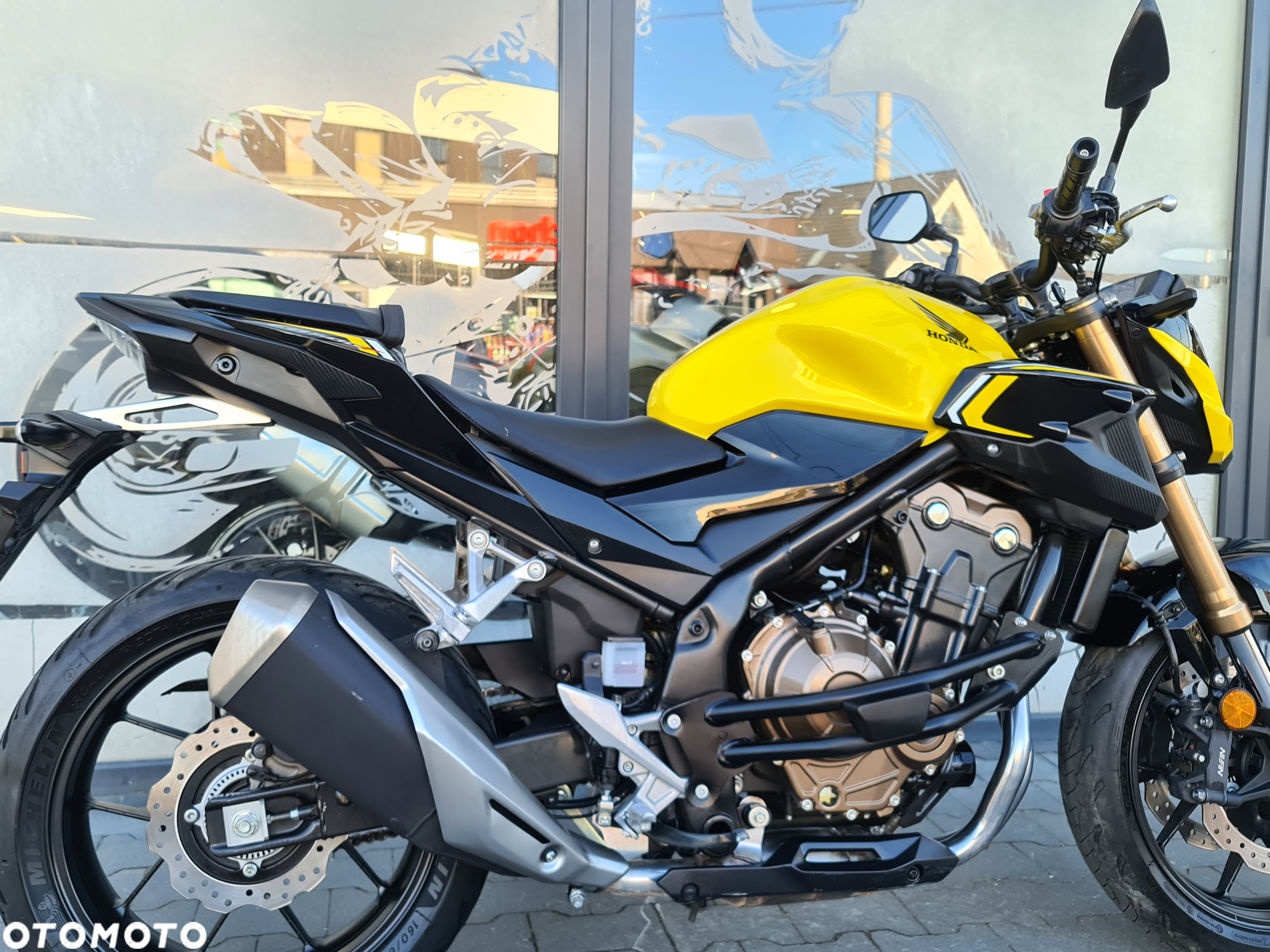 Honda CBF - 13