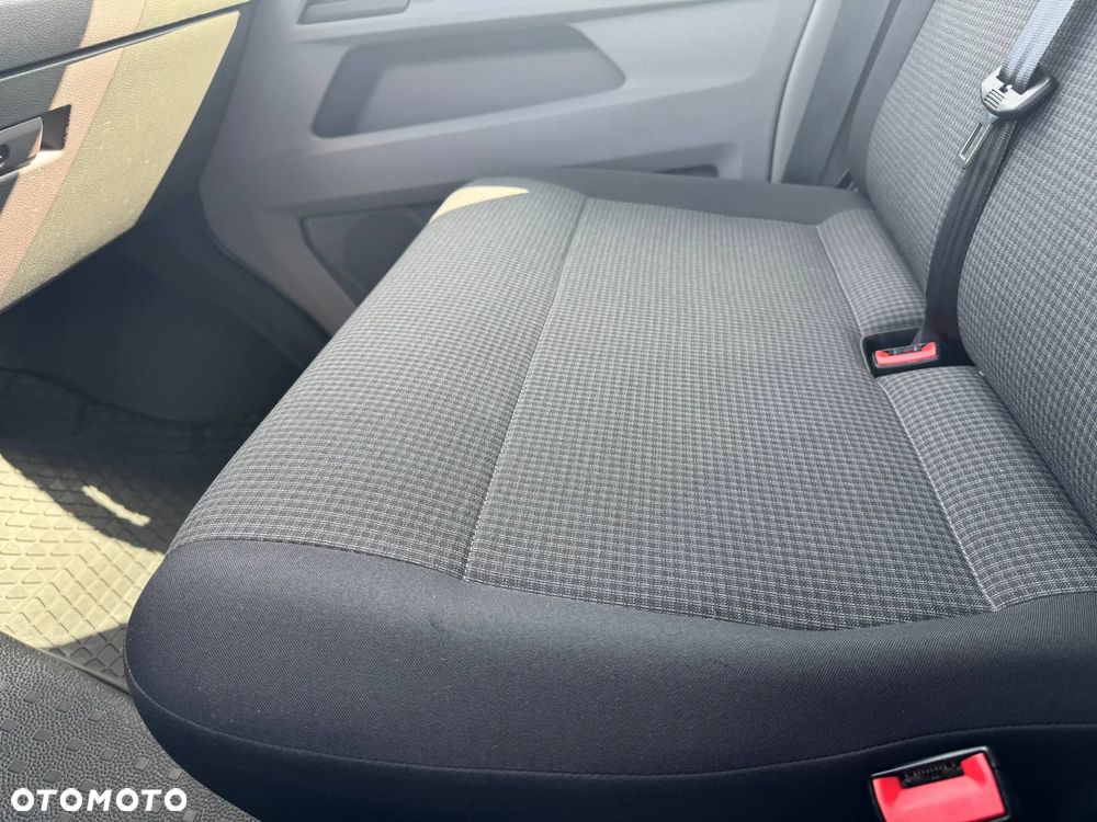 Volkswagen Transporter L1H1 DSG - 21