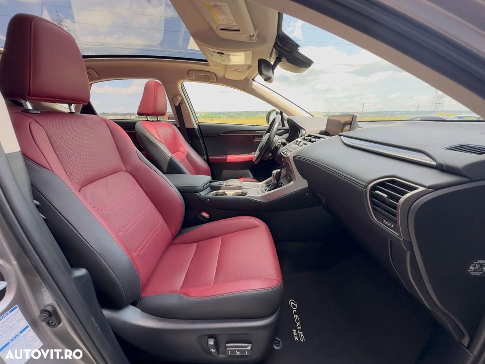 Lexus Seria NX 300h E-FOUR Luxury Line - 23