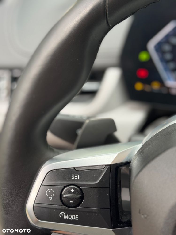 BMW Seria 2 218i - 31