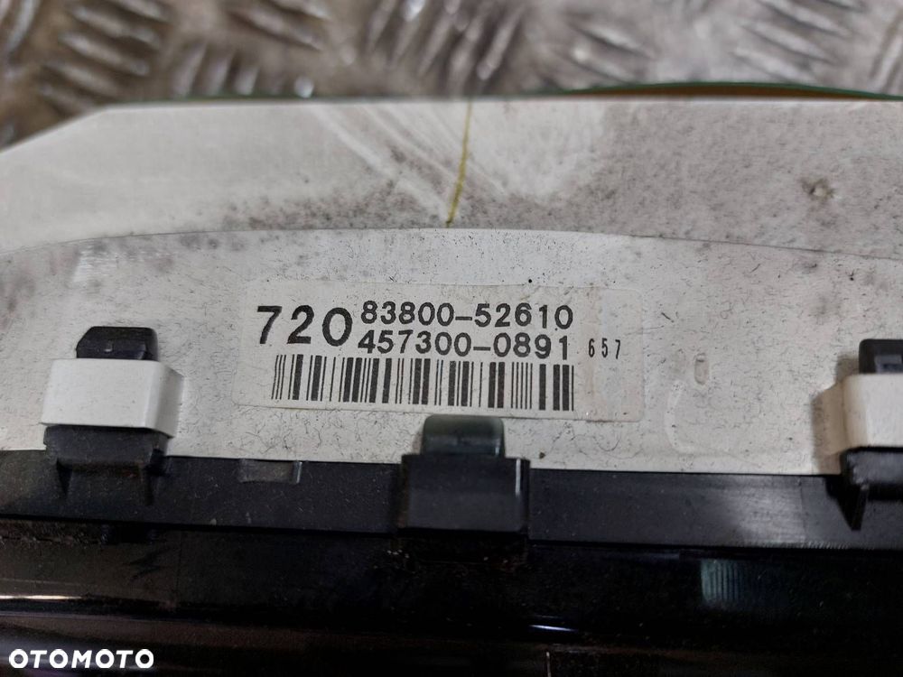 LICZNIK ZEGARY TOYOTA YARIS I 1.3 16V 83800-52610 - 3