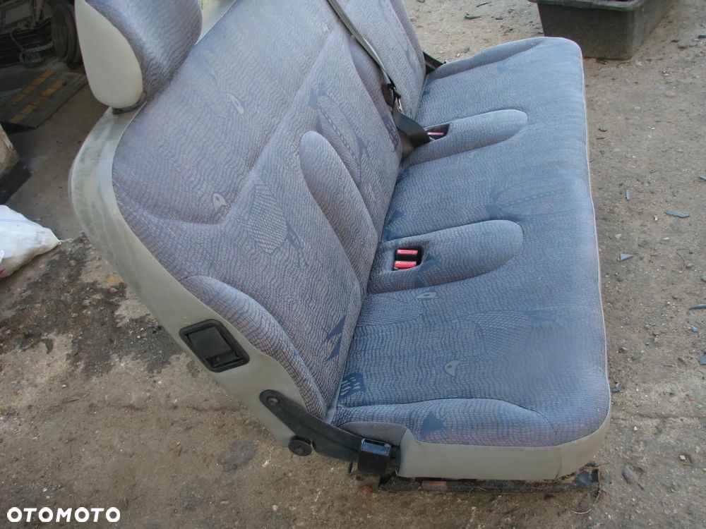 KANAPA II 2 RZĄD ŁAWA TYŁ FOTELE TYLNE OPEL VIVARO A RENAULT TRAFIC II 2 - 3