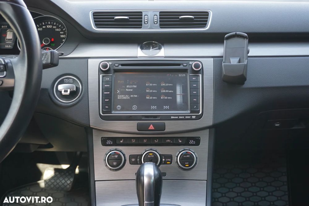 Volkswagen Passat Variant 2.0 TDI 4Motion DSG BlueMotion Tech Business Edition - 18