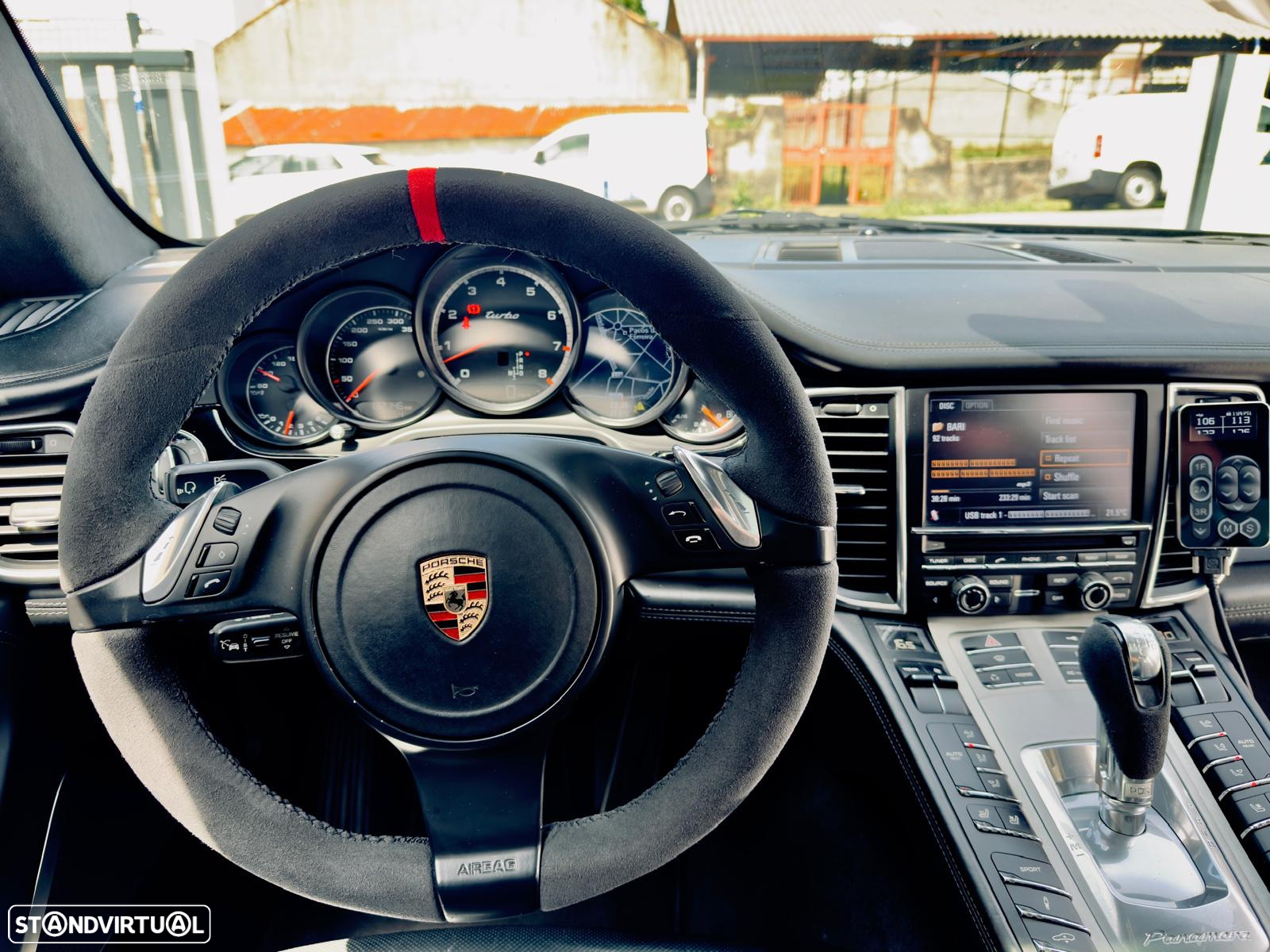 Porsche Panamera Turbo PDK - 7