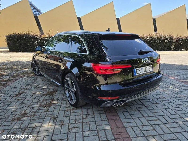 Audi A4 40 TDI S Line S tronic - 12
