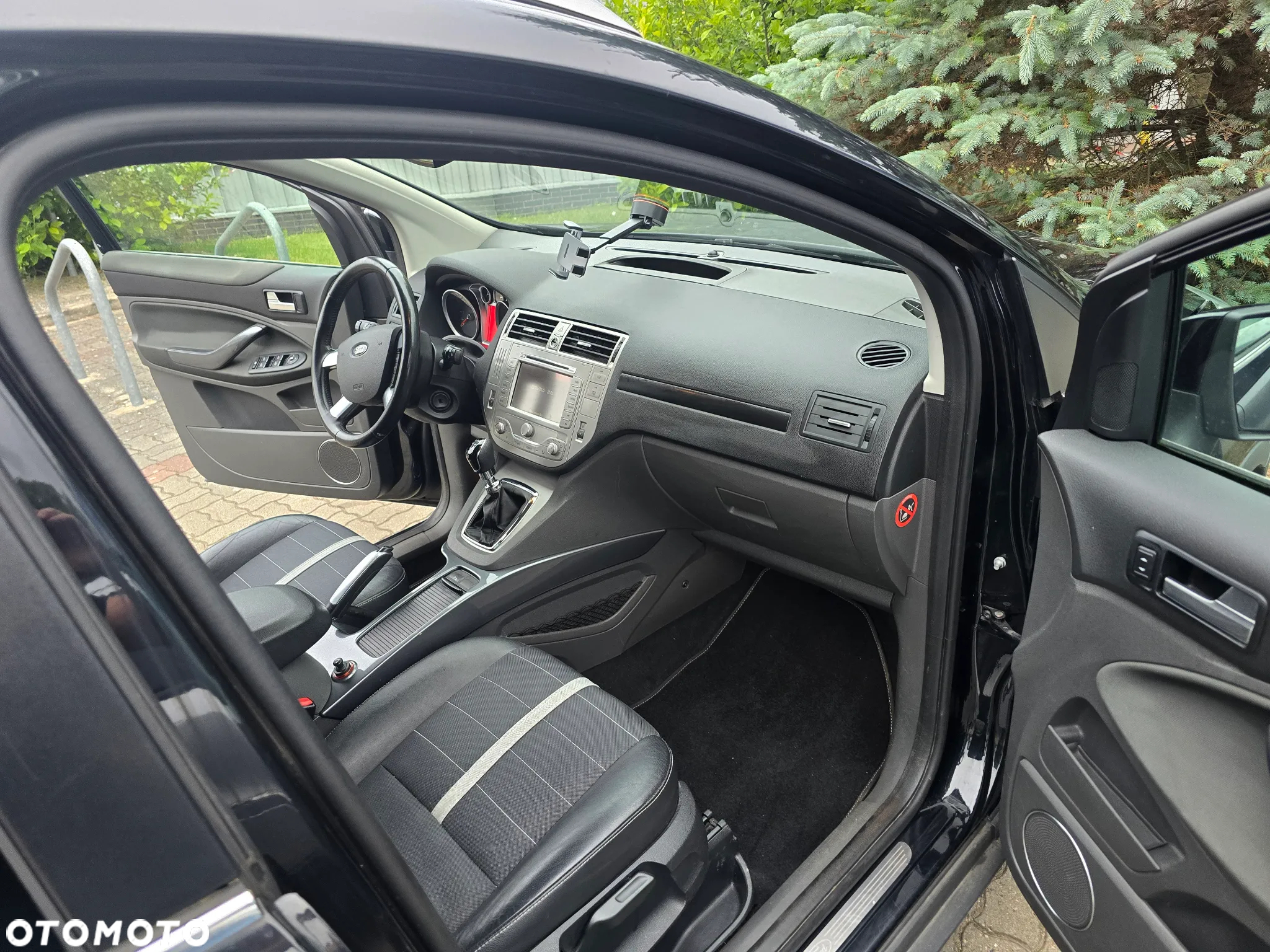 Ford Kuga 2.0 TDCi 2x4 SYNC - 9