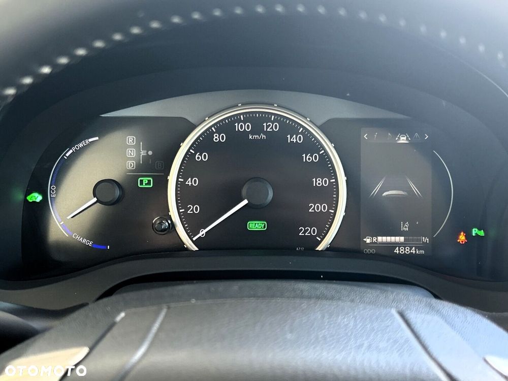 Lexus CT - 17