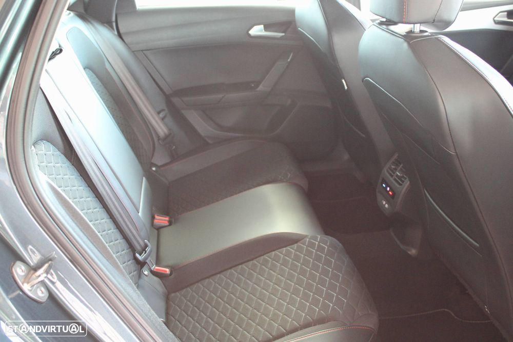SEAT Leon ST 2.0 TDI FR DSG S/S - 13
