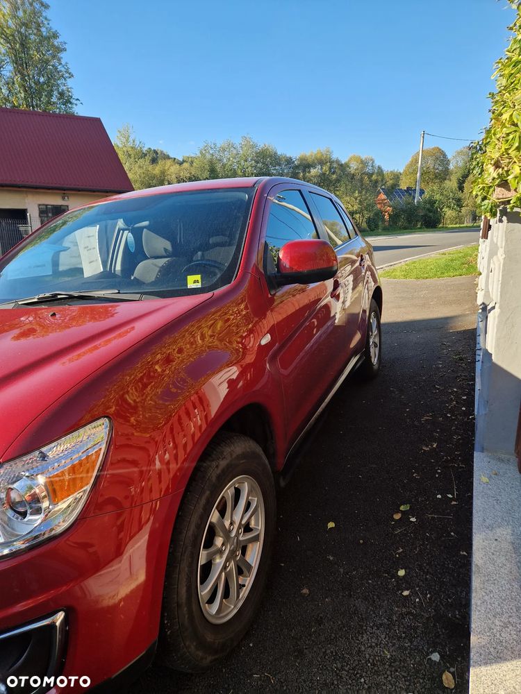 Mitsubishi ASX - 5