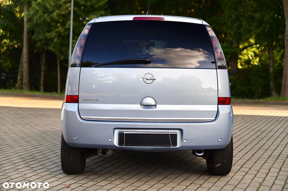 Opel Meriva 1.8 16V Essentia Easytronic - 11