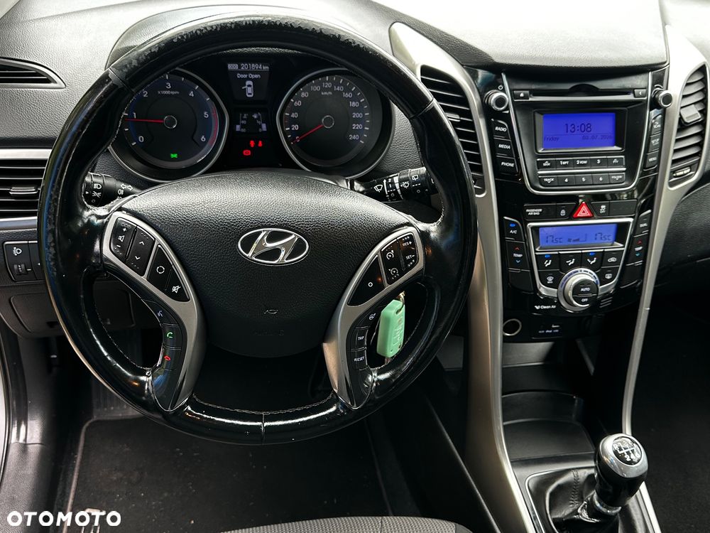 Hyundai i30 i30cw 1.4 CRDi Advantage - 30