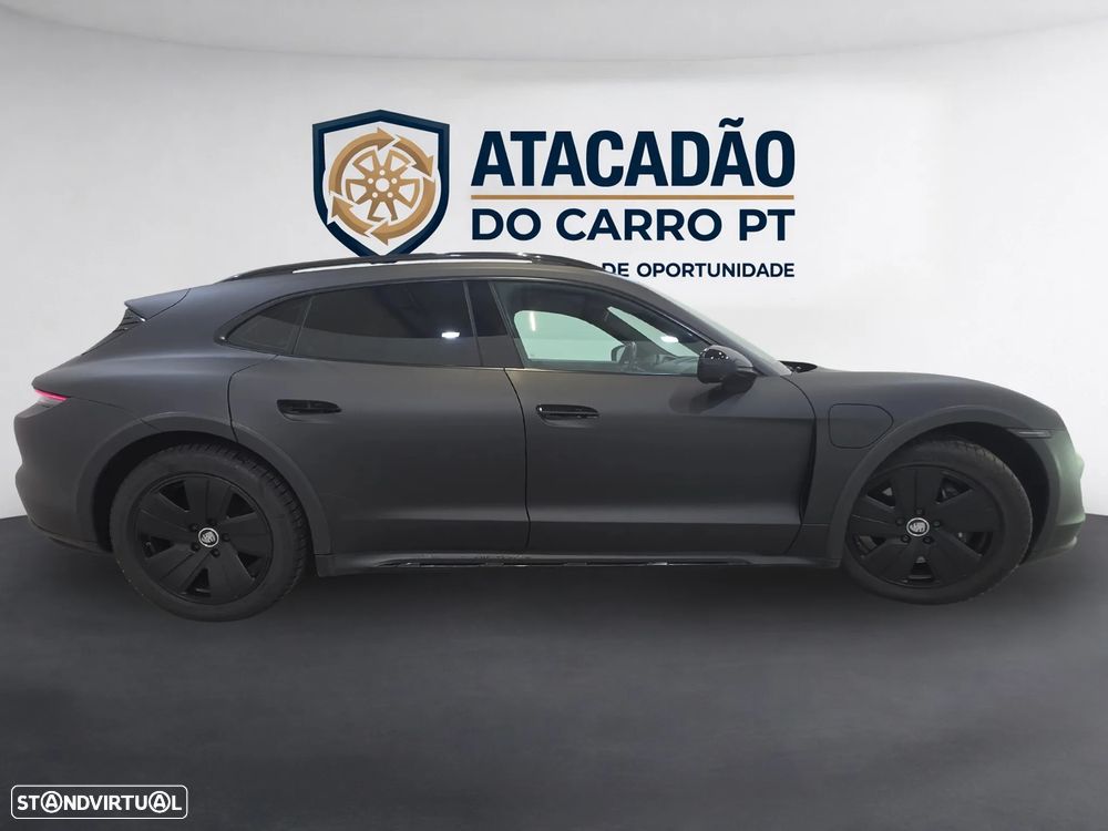 Porsche Taycan Cross Turismo - 4