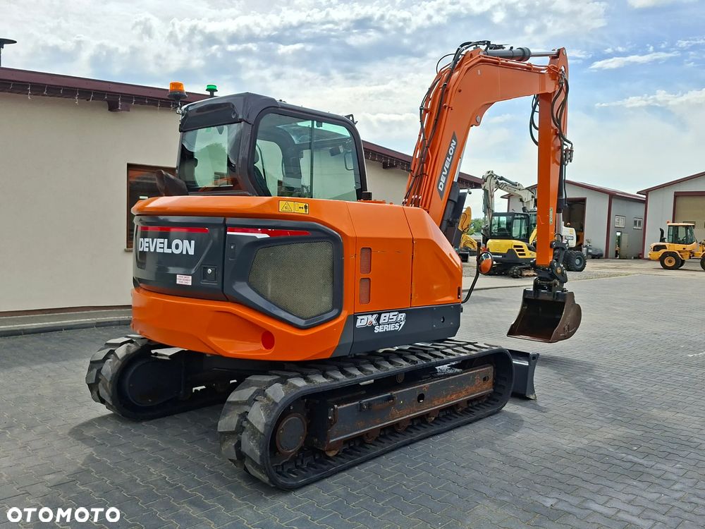 Doosan DEVELON DX85 R-7 Rok 2023 - 9