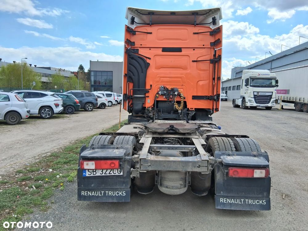 Renault T Mega - 6