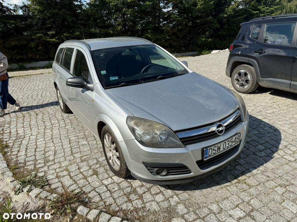 Opel Astra 1.9 CDTI Enjoy - 1