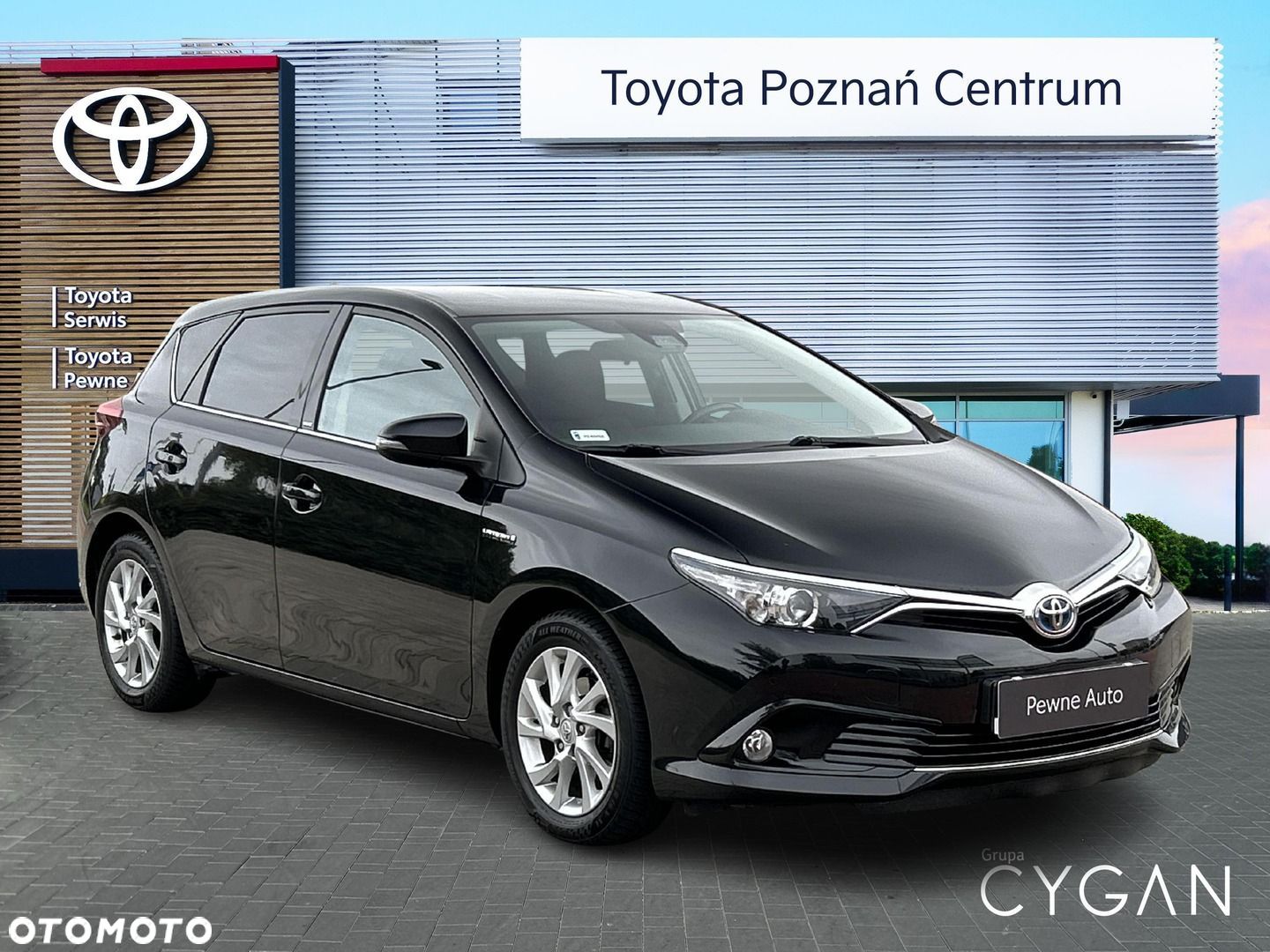 Toyota Auris - 1
