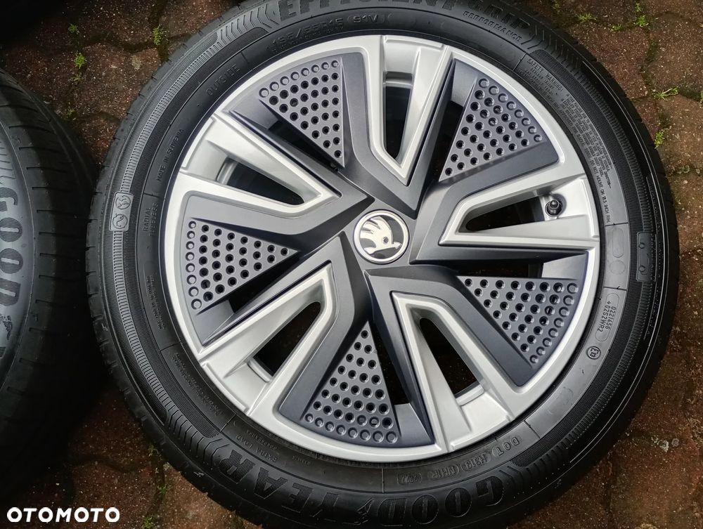 Skoda Fabia Rapid Scala 195/55/16 Kamiq 5 x 100 lato 2022 - 4