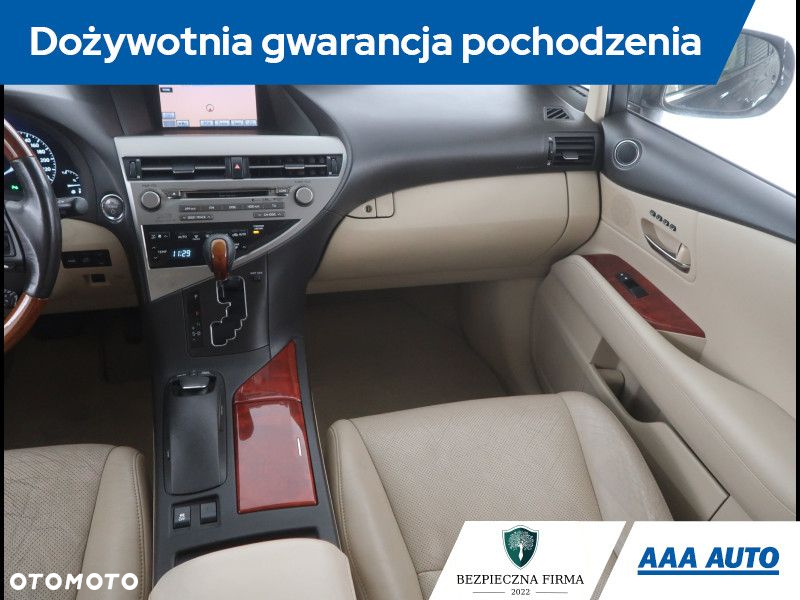 Lexus RX - 9