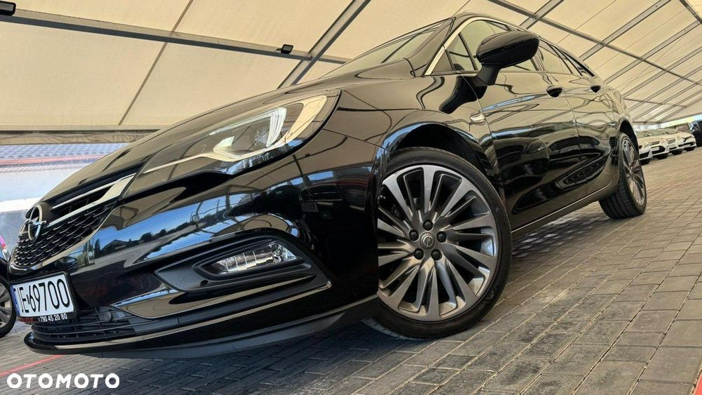 Opel Astra 1.6 D Start/Stop Dynamic - 2