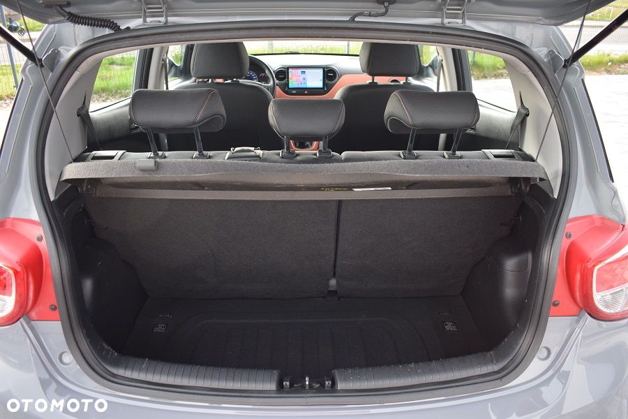 Hyundai i10 1.0 BlueDrive Premium - 9