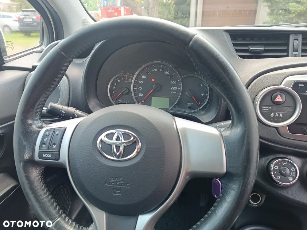 Toyota Yaris 1.0 Active - 31