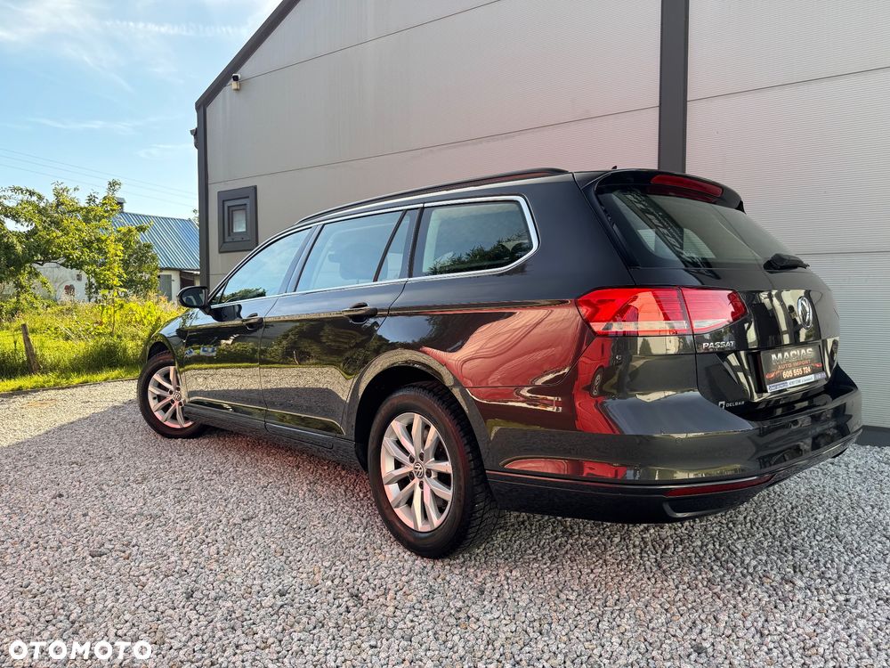 Volkswagen Passat 2.0 TDI (BlueMotion Technology) Comfortline - 21