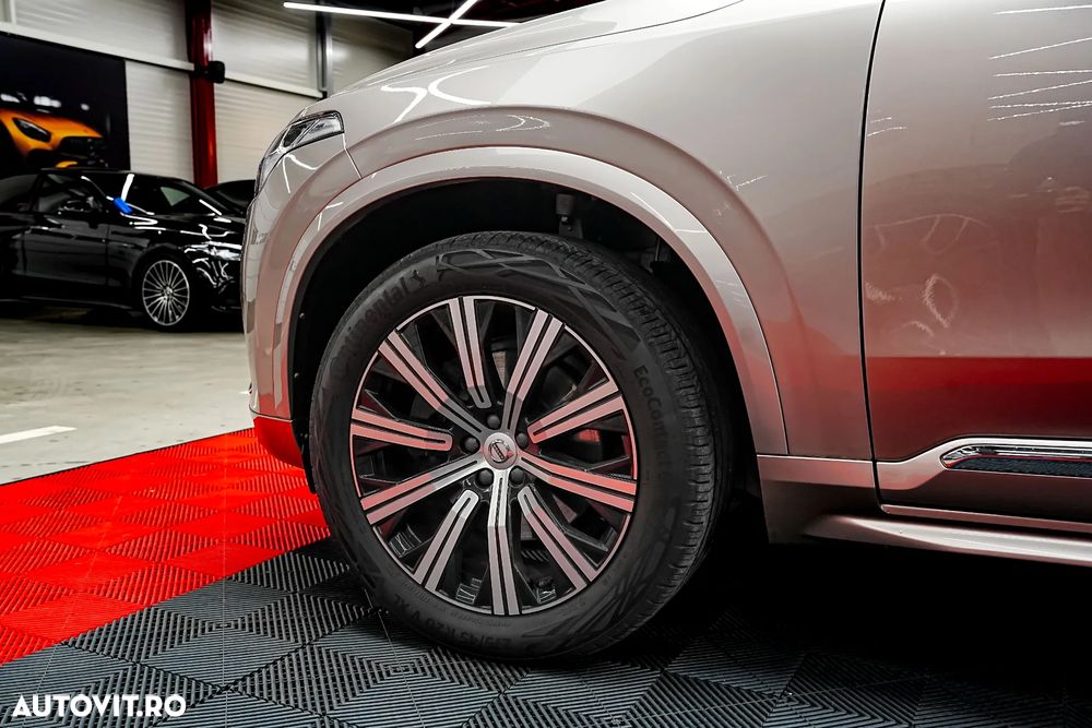 Volvo XC 90 B5 D AWD Plus Bright - 25