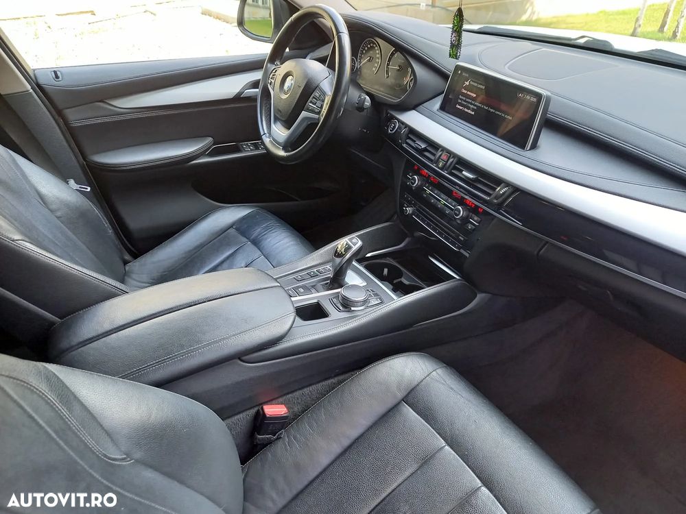 BMW X6 xDrive30d - 16