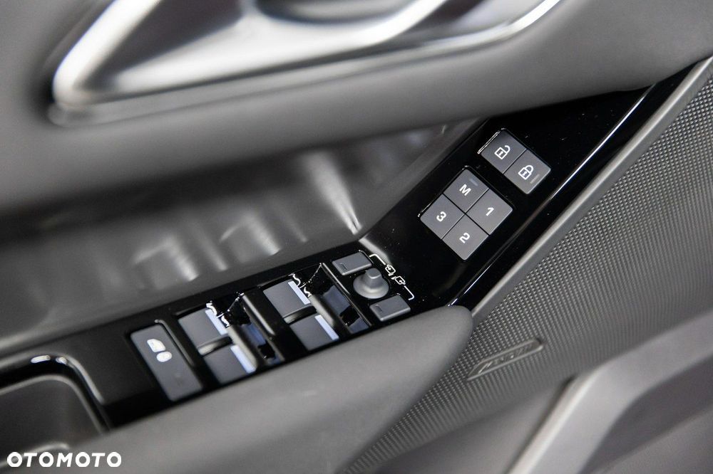 Land Rover Range Rover Velar 2.0 P400e PHEV R-Dynamic SE - 27