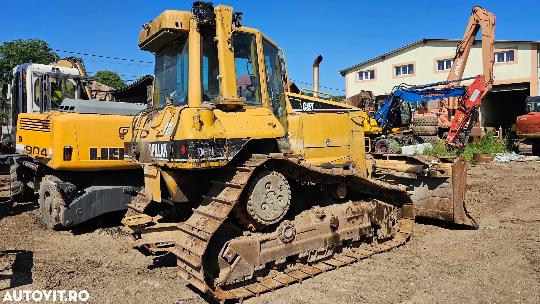 Caterpillar CAT D6N LGP Buldozer - 2