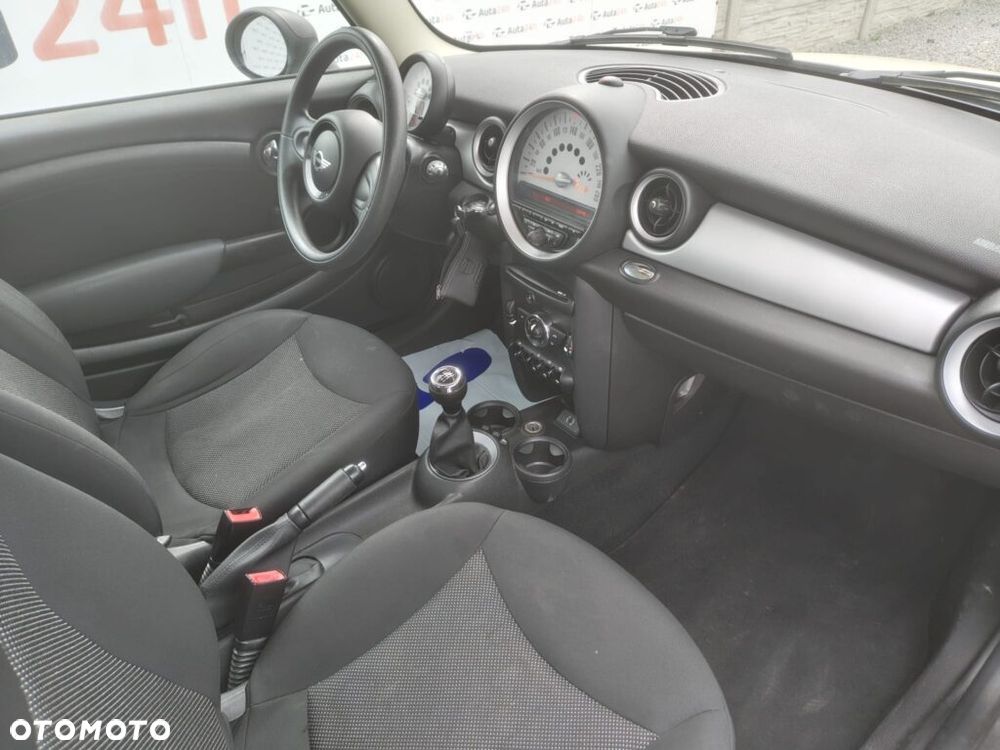 MINI ONE Minimalism - 11