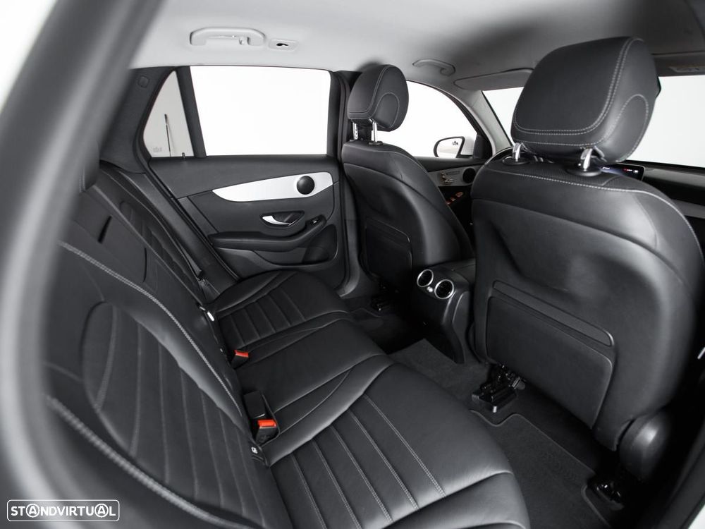 Mercedes-Benz GLC 300 de 4Matic - 11