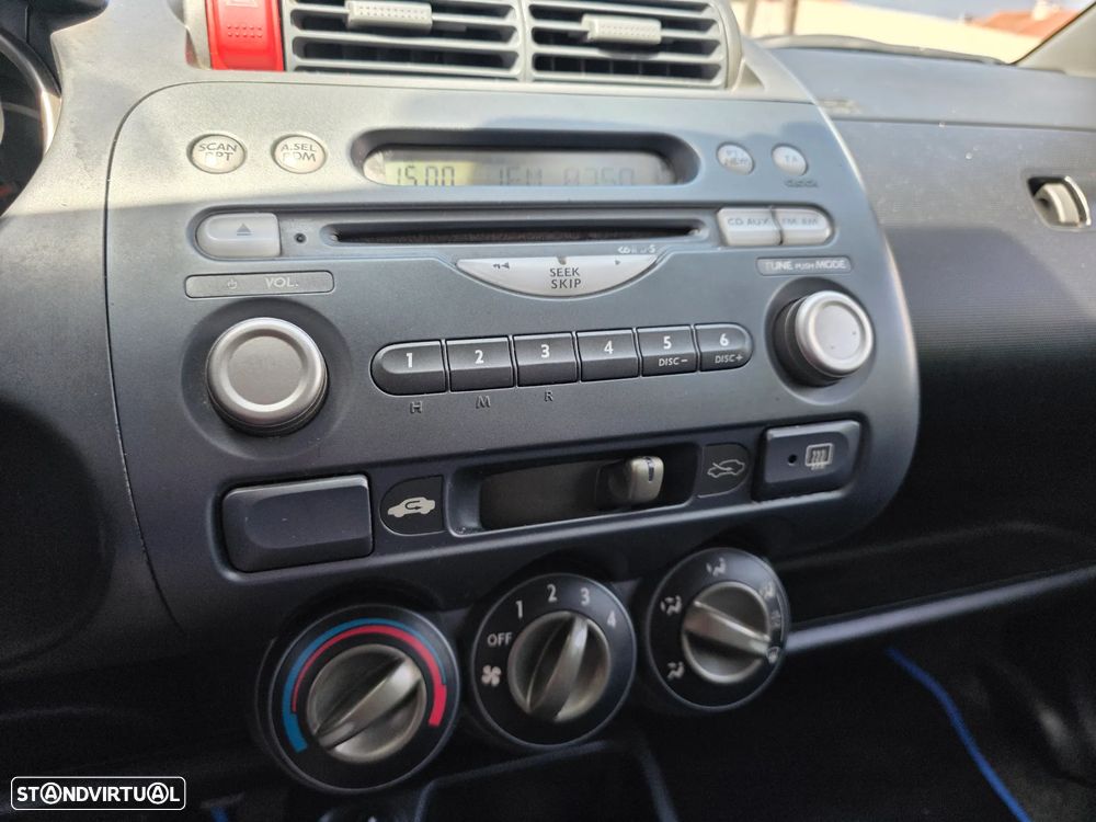 Honda Jazz 1.2 Live - 16