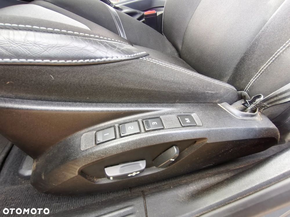 Volvo V40 - 26