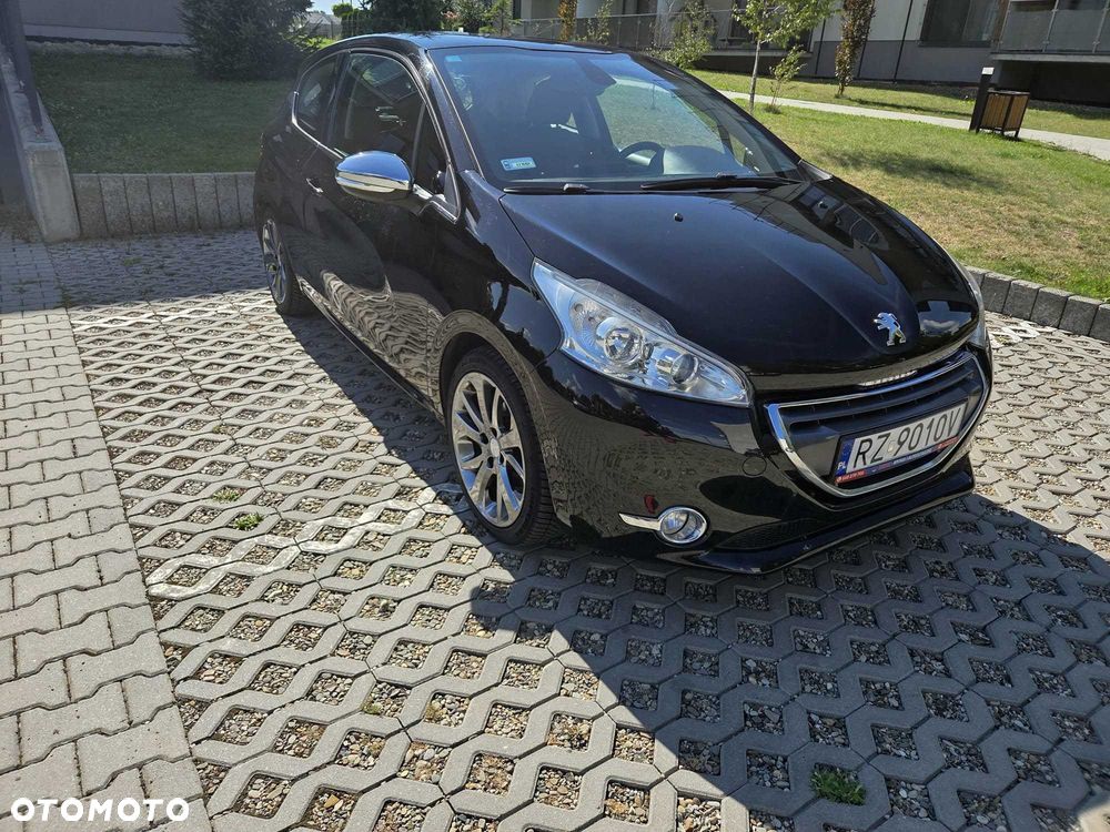 Peugeot 208 - 3