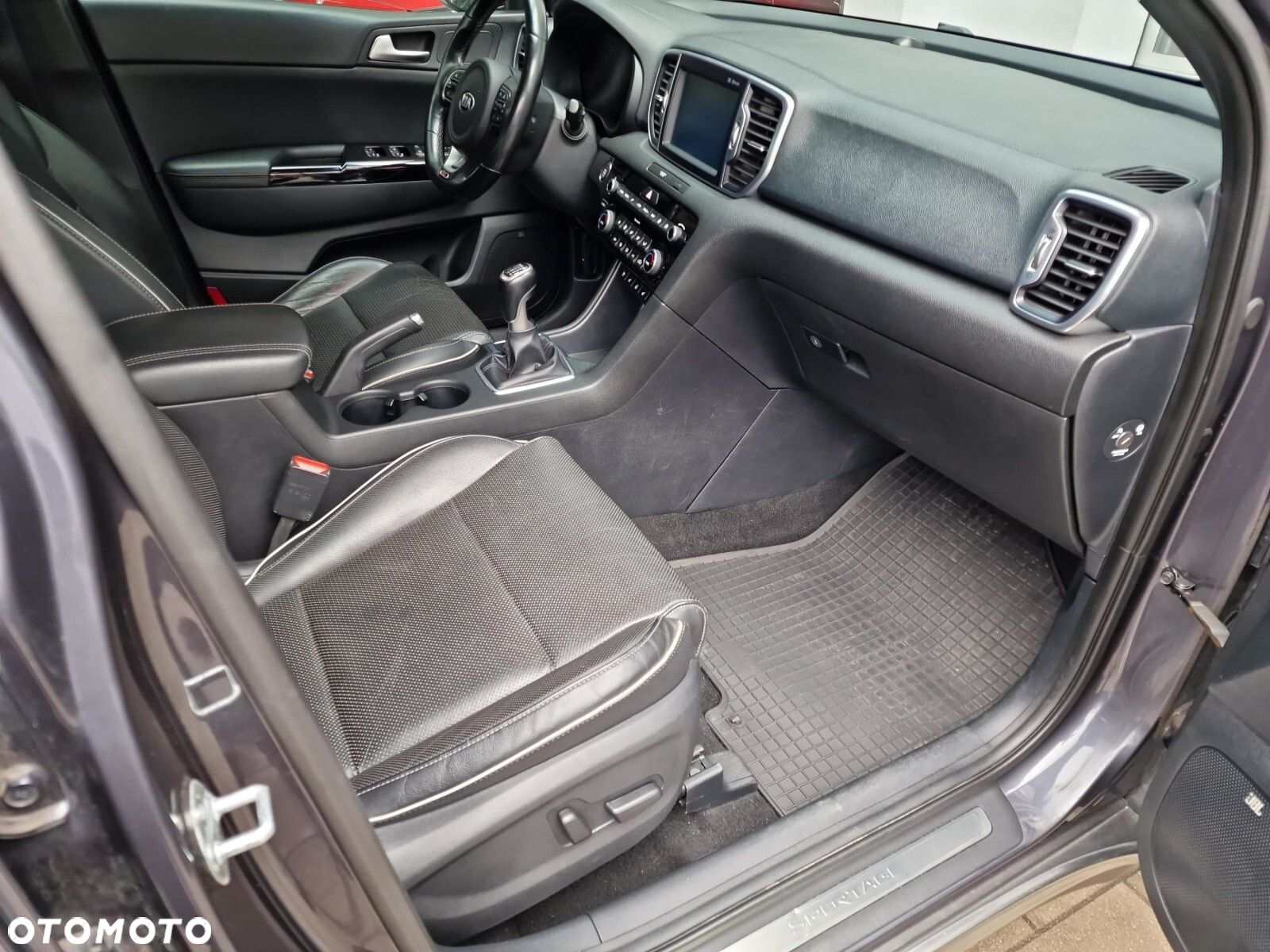 Kia Sportage - 14