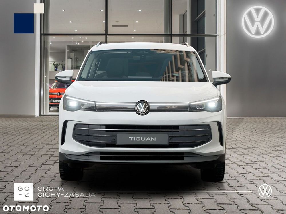 Volkswagen Tiguan - 9