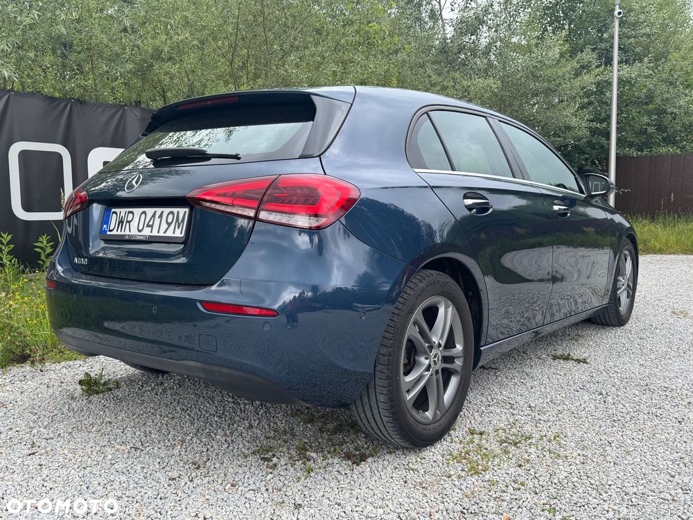 Mercedes-Benz Klasa A 180 Style 7G-DCT - 4
