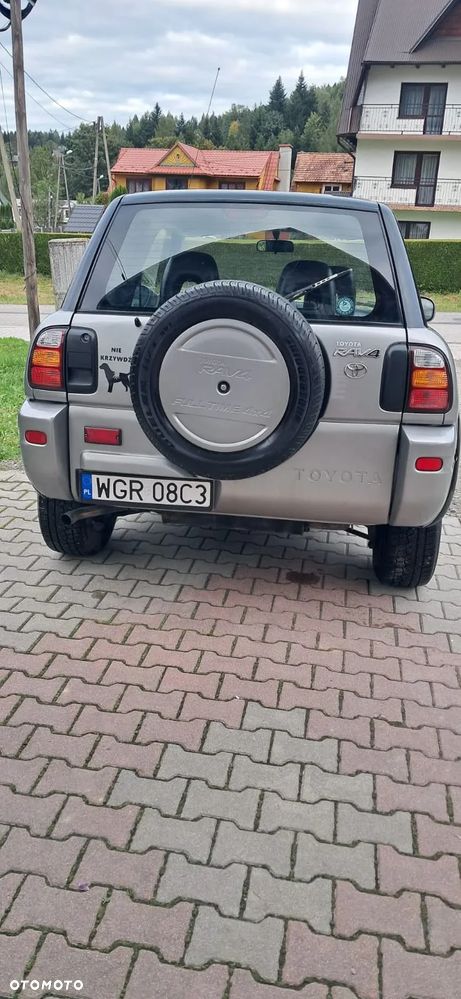 Toyota RAV4 2.0 - 11